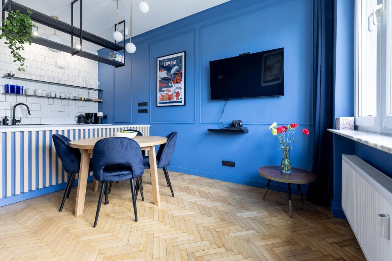 Blue Door Apartment, Swietojanska, Srodmiescie Гдиня Екстериор снимка